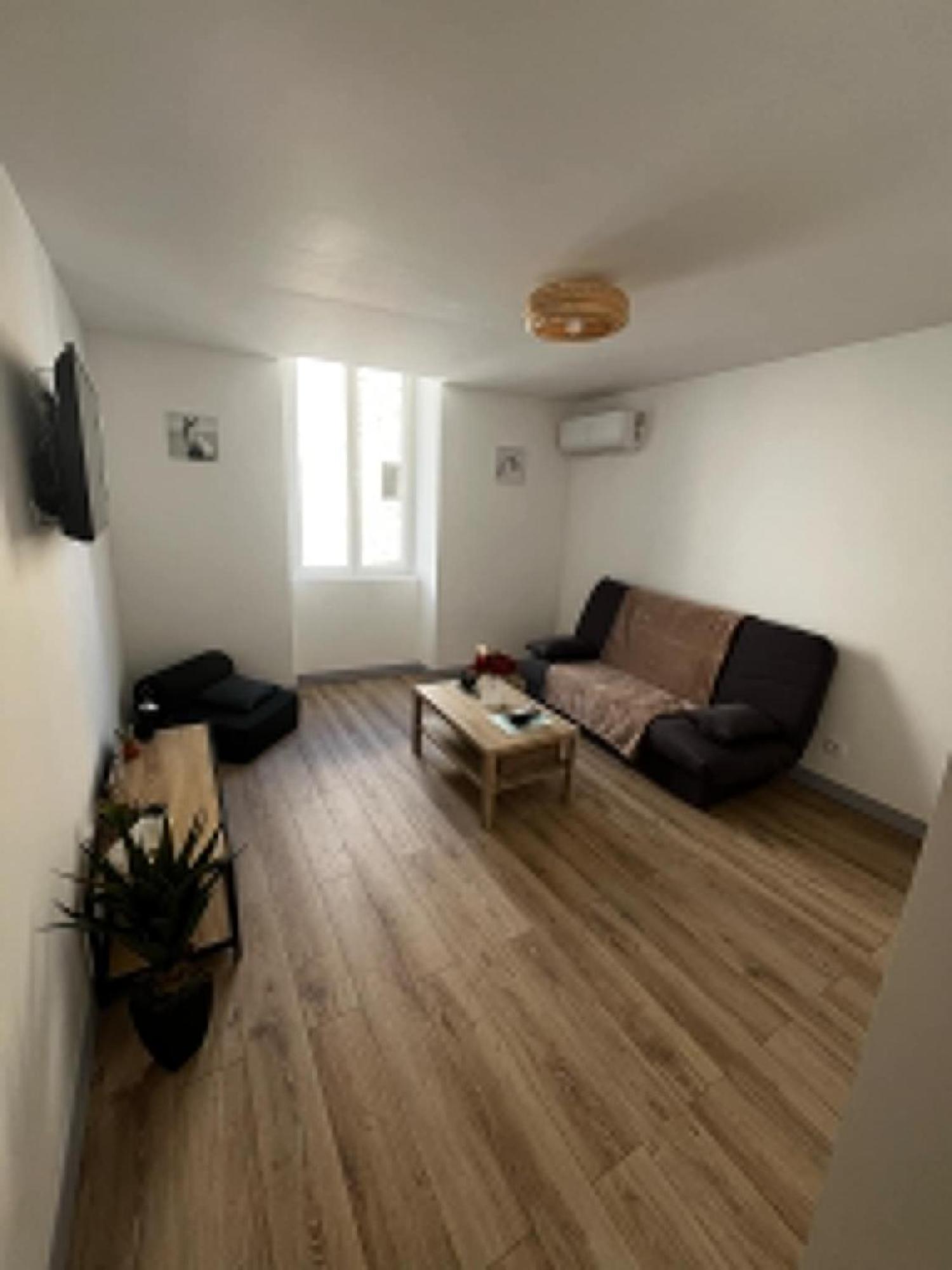 Maison De Village Renovee Holiday home *